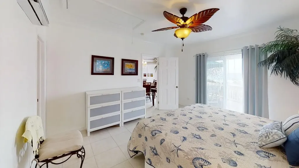 Miley Beach Front Home Long Island BS