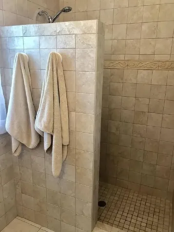 Miley Beach Front Home Long Island BS