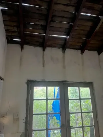 Clarence Town House Long Island BS