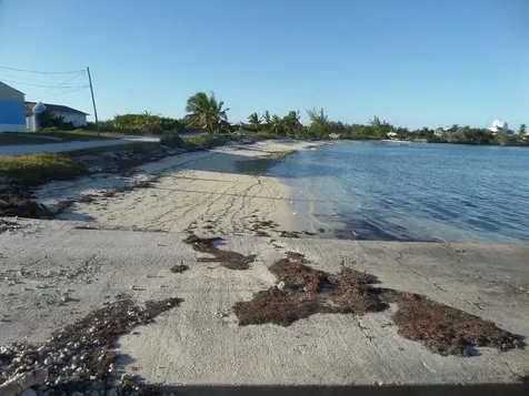 Clarence Town House Long Island BS