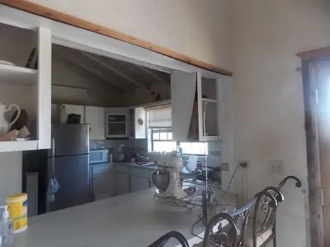 Clarence Town House Long Island BS