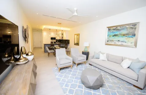 Thirty Six 105 Rent New Providence Paradise Island BS