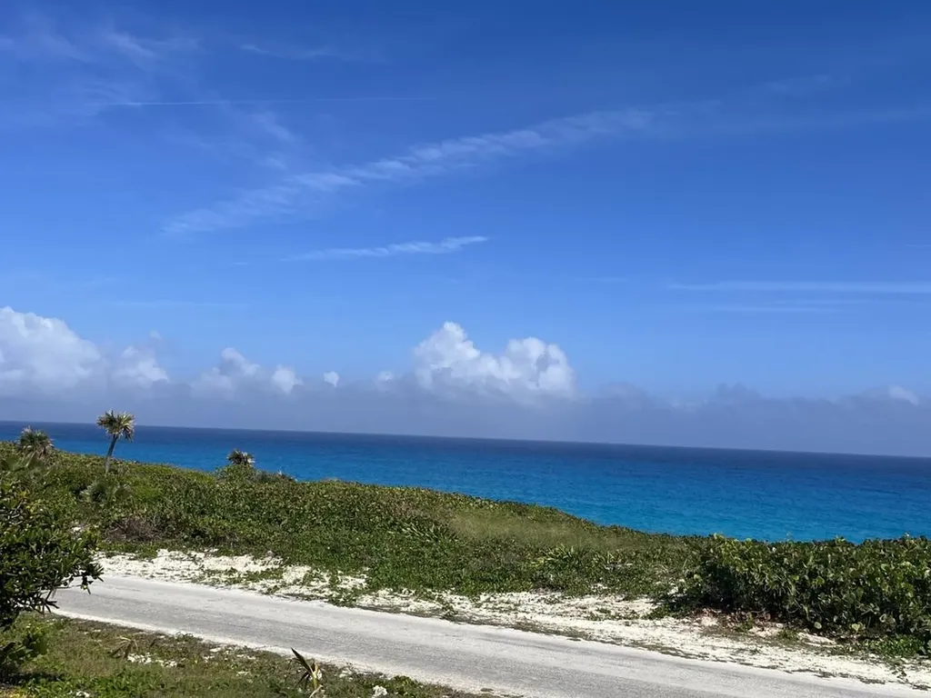 Lot#1 Stella Maris Long Island BS