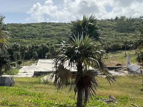 Lot#1 Stella Maris Long Island BS