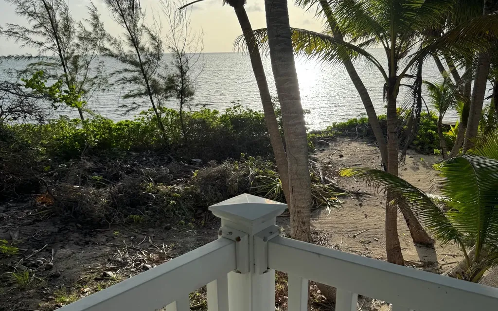 Oceanfront, Deep Creek Andros BS