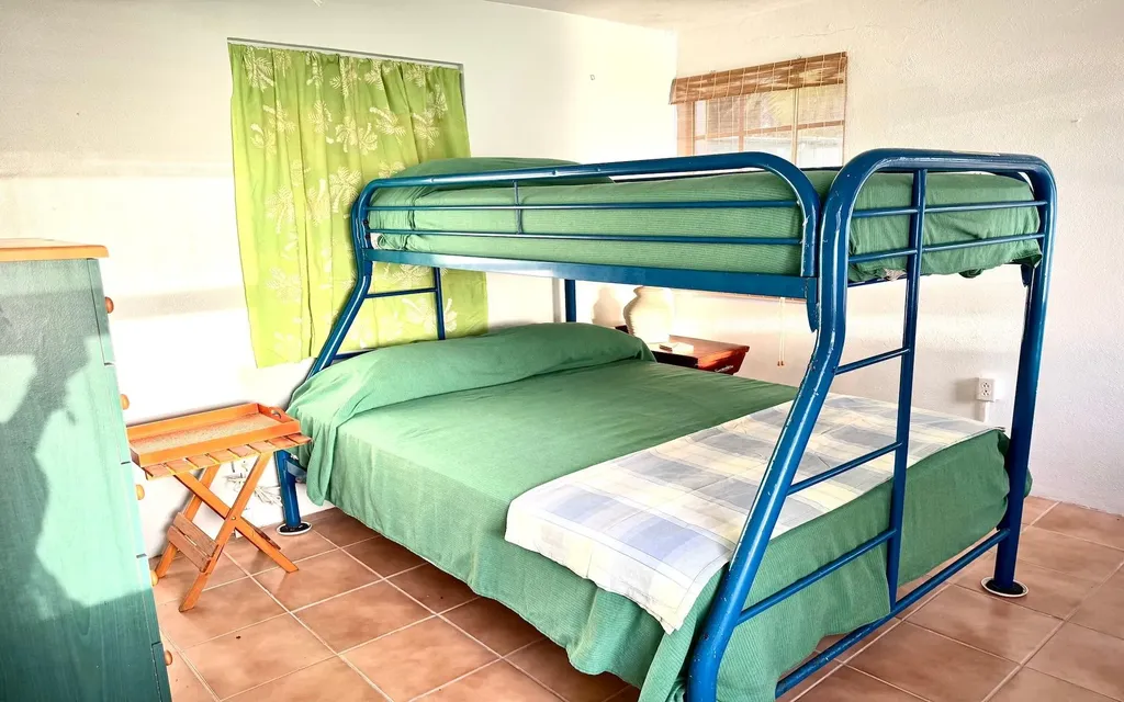 Oceanfront, Deep Creek Andros BS