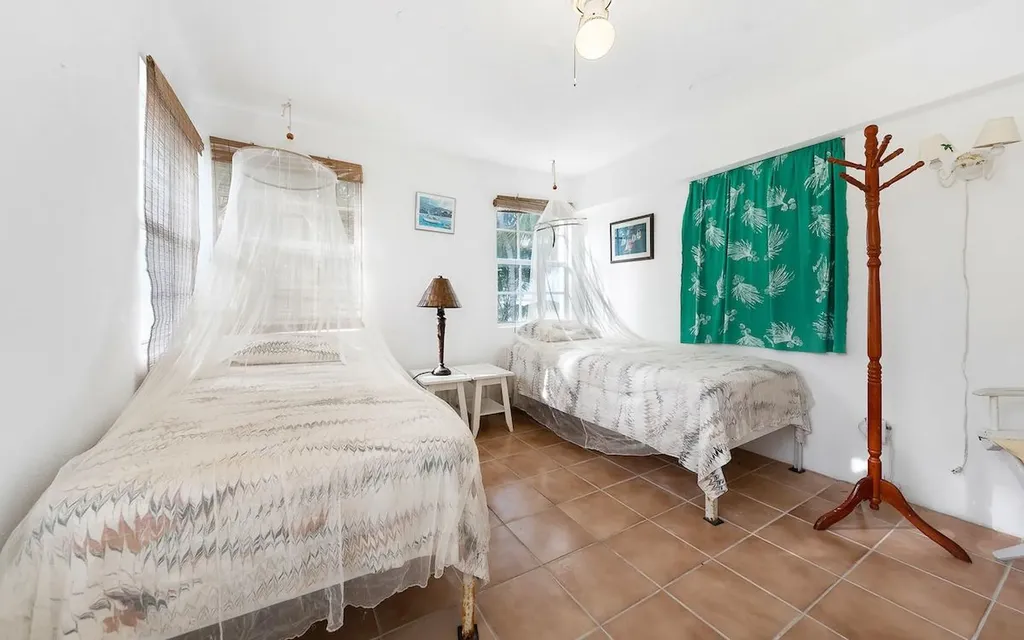 Oceanfront, Deep Creek Andros BS