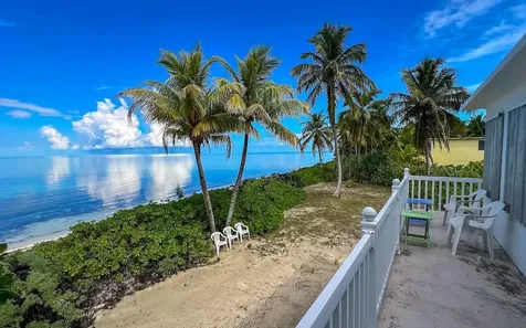 Oceanfront, Deep Creek Andros BS