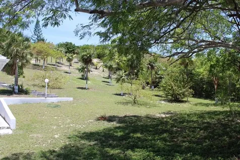 Stella Maris Long Island BS