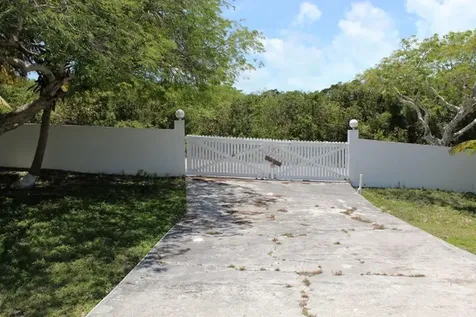 Stella Maris Long Island BS