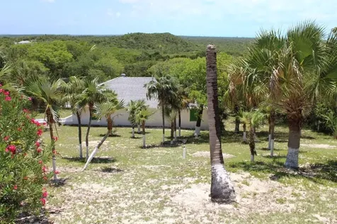 Stella Maris Long Island BS