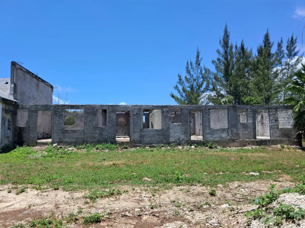 Marshall Road New Providence Paradise Island BS