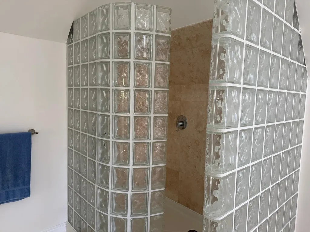 #31 Shoreline Grand Bahama Freeport BS