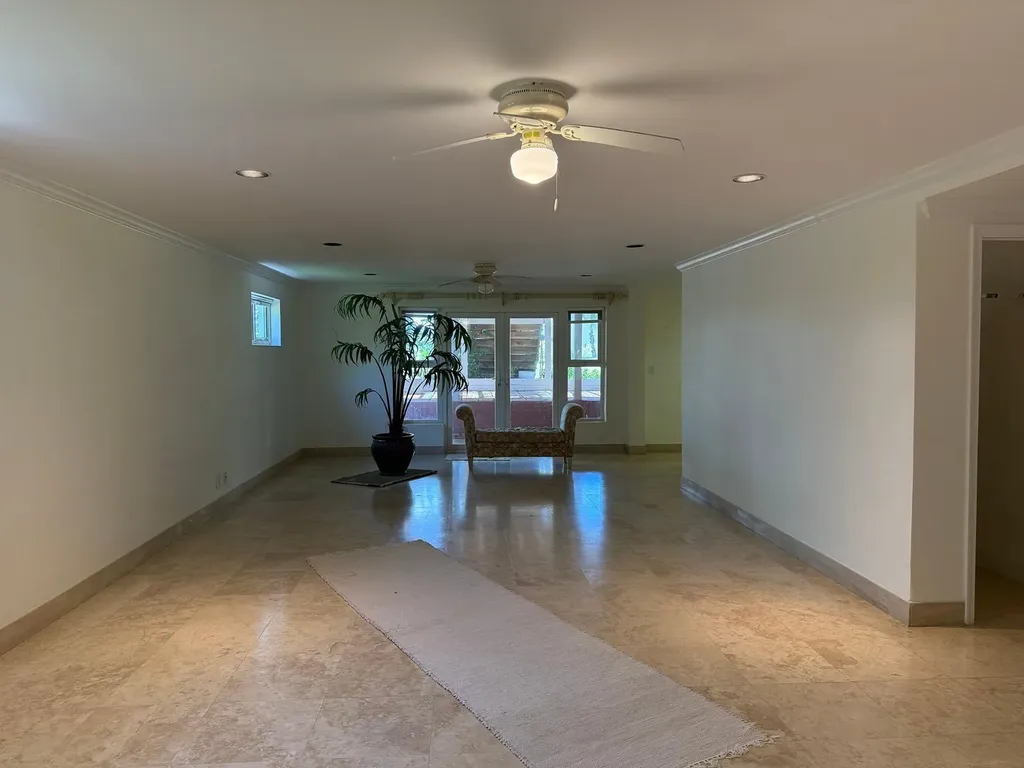 #31 Shoreline Grand Bahama Freeport BS