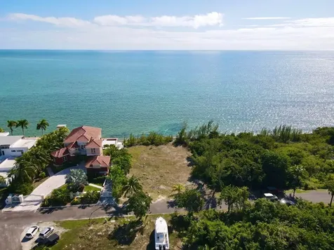 Lot 22 Ocean Drive, Venic New Providence Paradise Island BS