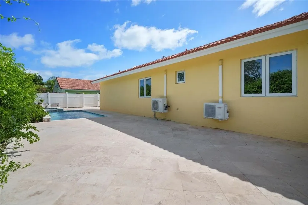 Coral Close West, Treasur 25 New Providence Paradise Island BS