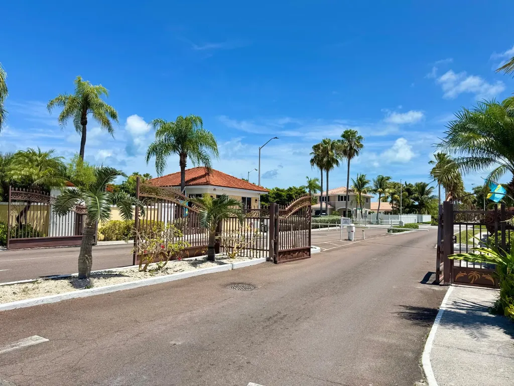Coral Close West, Treasur 25 New Providence Paradise Island BS