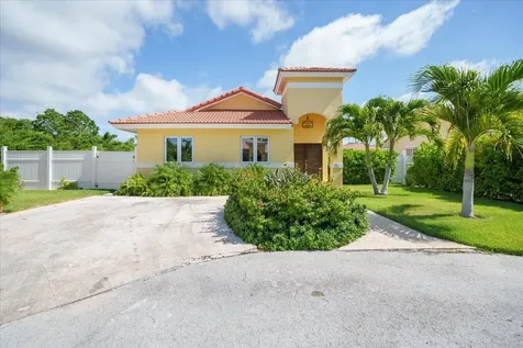 Coral Close West, Treasur 25 New Providence Paradise Island BS
