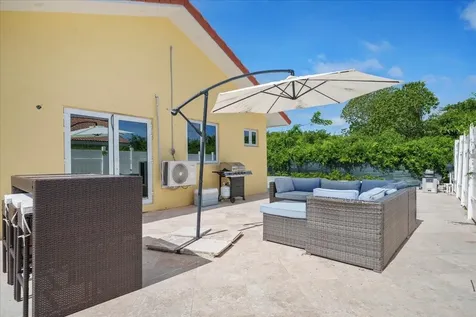 Coral Close West, Treasur 25 New Providence Paradise Island BS