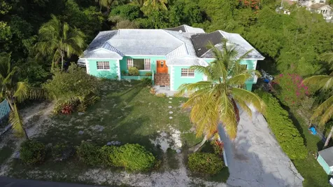 Sasson Drive 23 New Providence Paradise Island BS