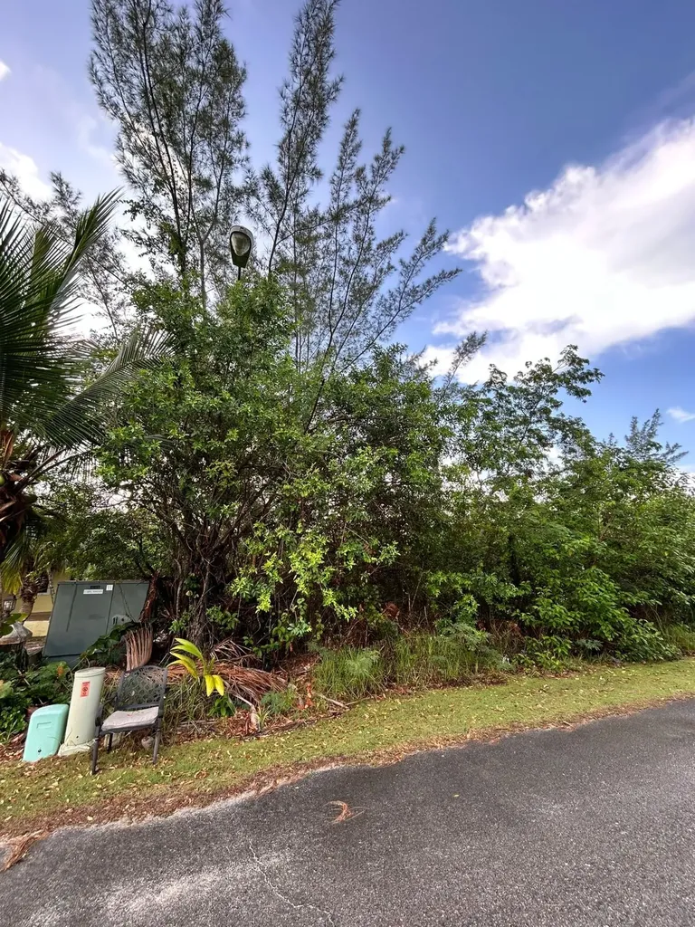 Yuma Estates New Providence Paradise Island BS