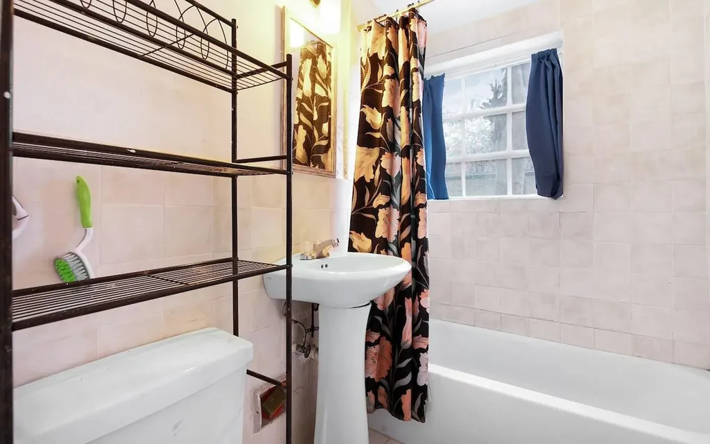 Town Court Condo New Providence Paradise Island BS