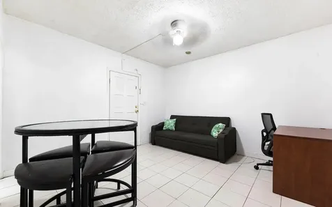 Town Court Condo New Providence Paradise Island BS