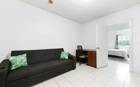 Town Court Condo New Providence Paradise Island BS