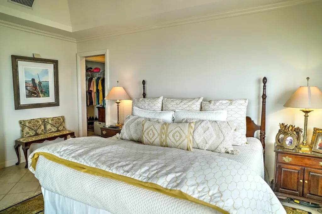 Caves Point Condos New Providence Paradise Island BS