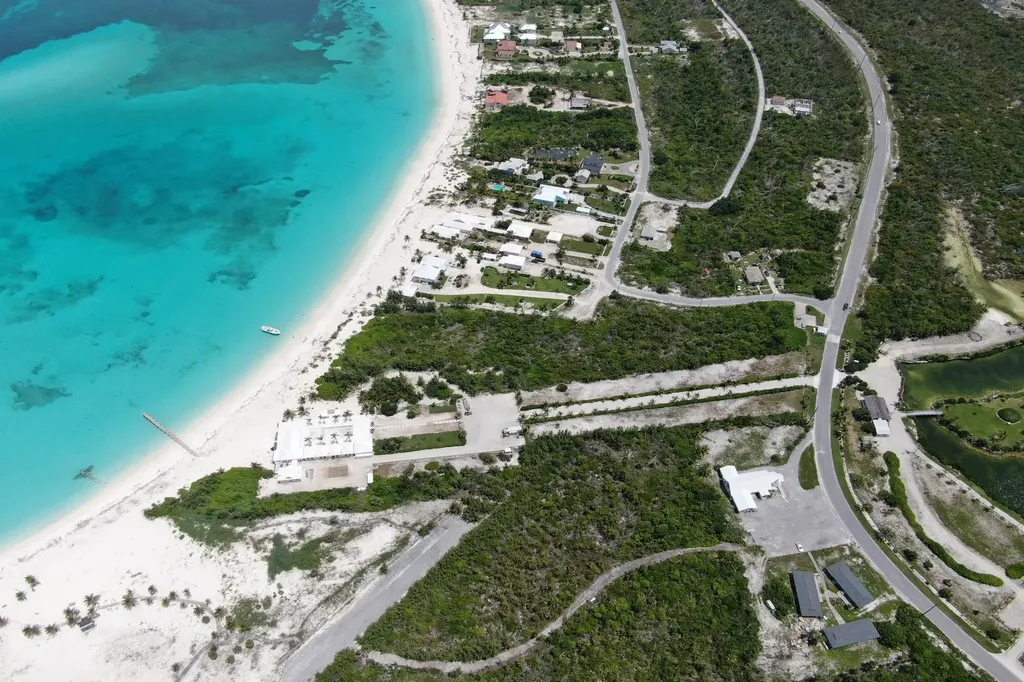 10.265 Acres Sandbanks Ba Abaco BS