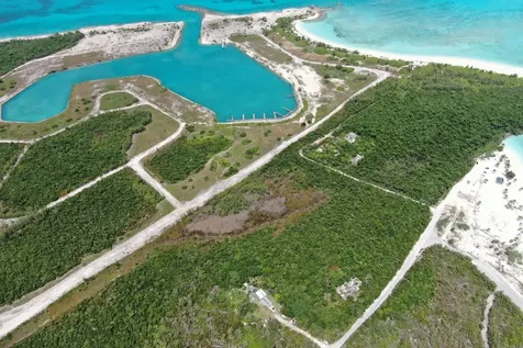 10.265 Acres Sandbanks Ba Abaco BS
