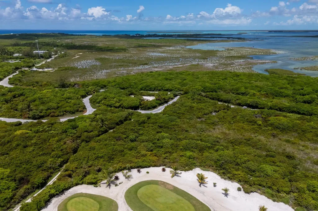 Sanctuary On The 8th Abaco BS