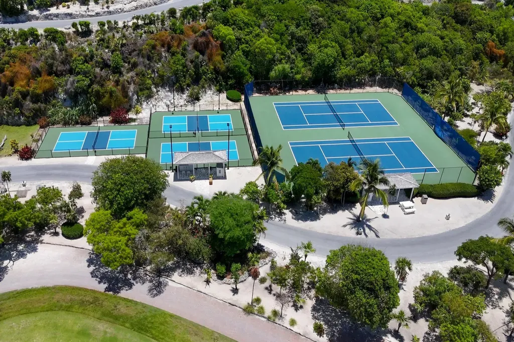 Sanctuary On The 8th Abaco BS