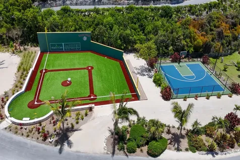 Sanctuary On The 8th Abaco BS