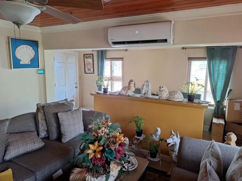 Alexandria Blvd Triplex New Providence Paradise Island BS