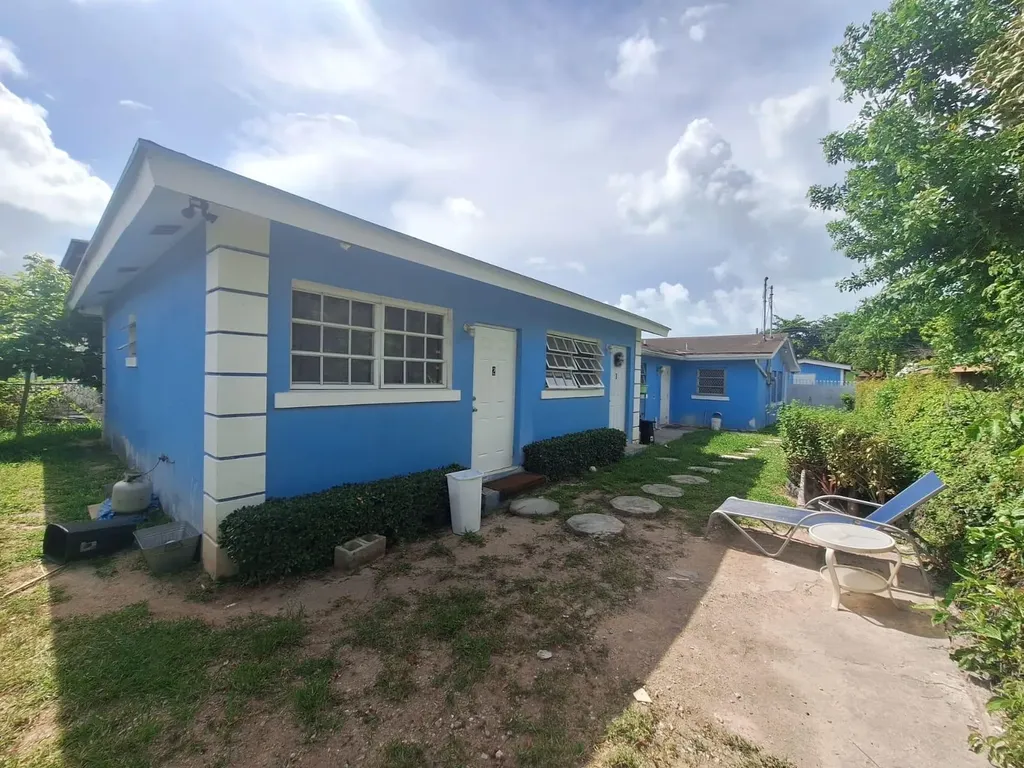 Alexandria Blvd Triplex New Providence Paradise Island BS