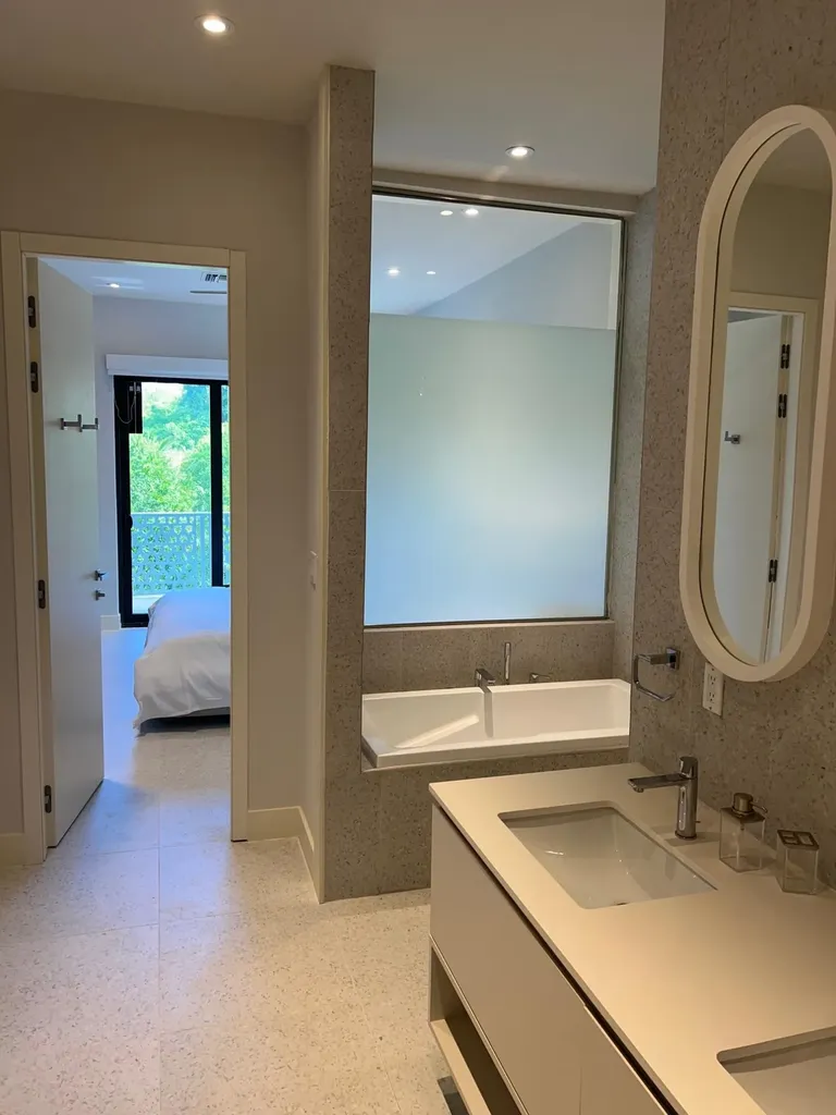 Westend New Providence Paradise Island BS