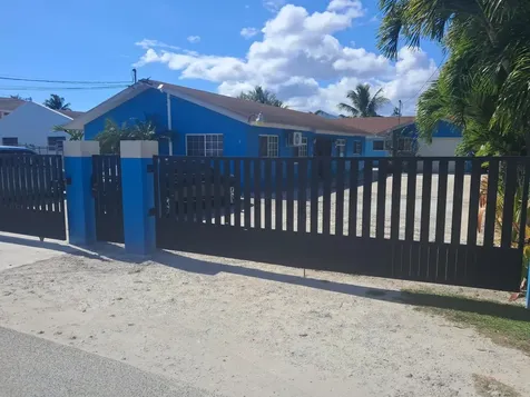 Springfield Road New Providence Paradise Island BS