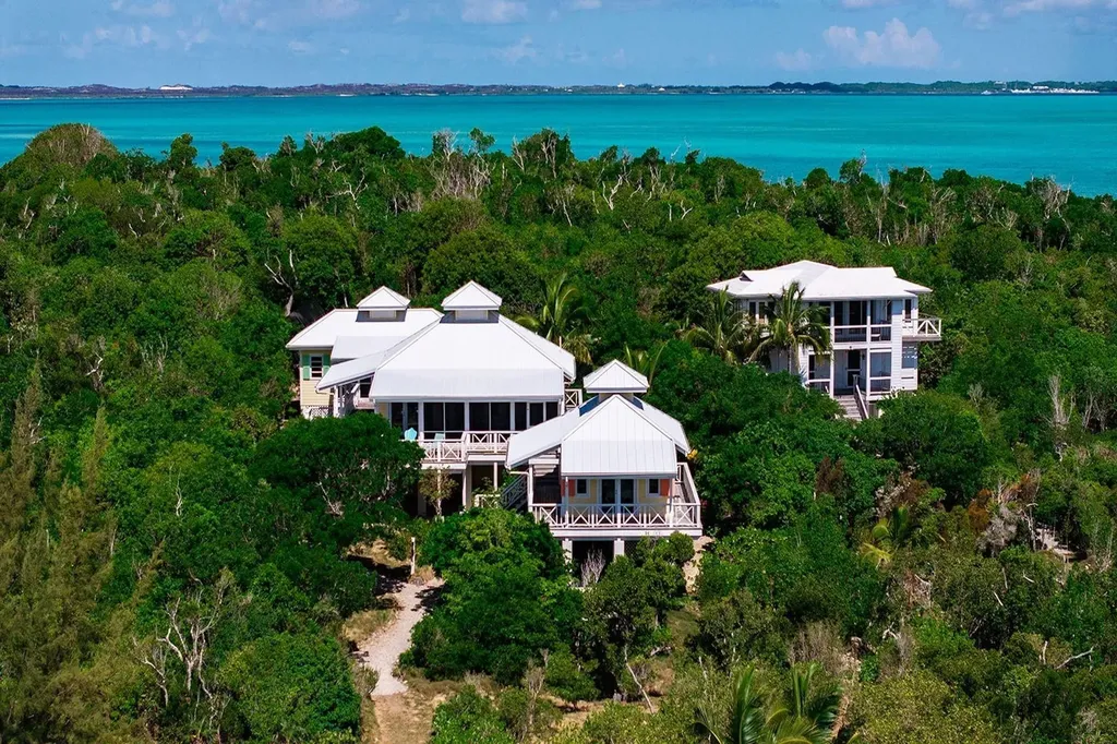 Dilly Bay Abaco BS