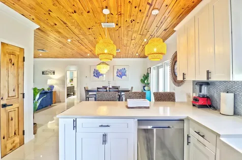 Canal's End Abaco BS