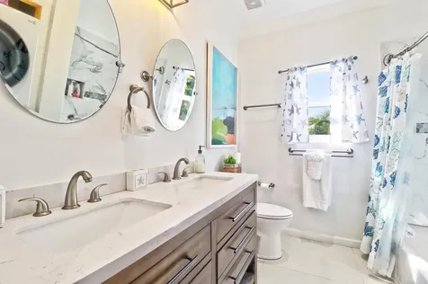 Canal's End Abaco BS