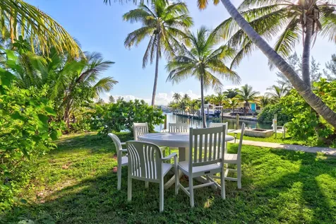 Canal's End Abaco BS