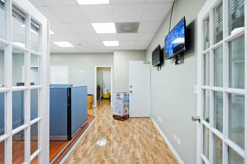 Soldier Road Plaza 191 New Providence Paradise Island BS