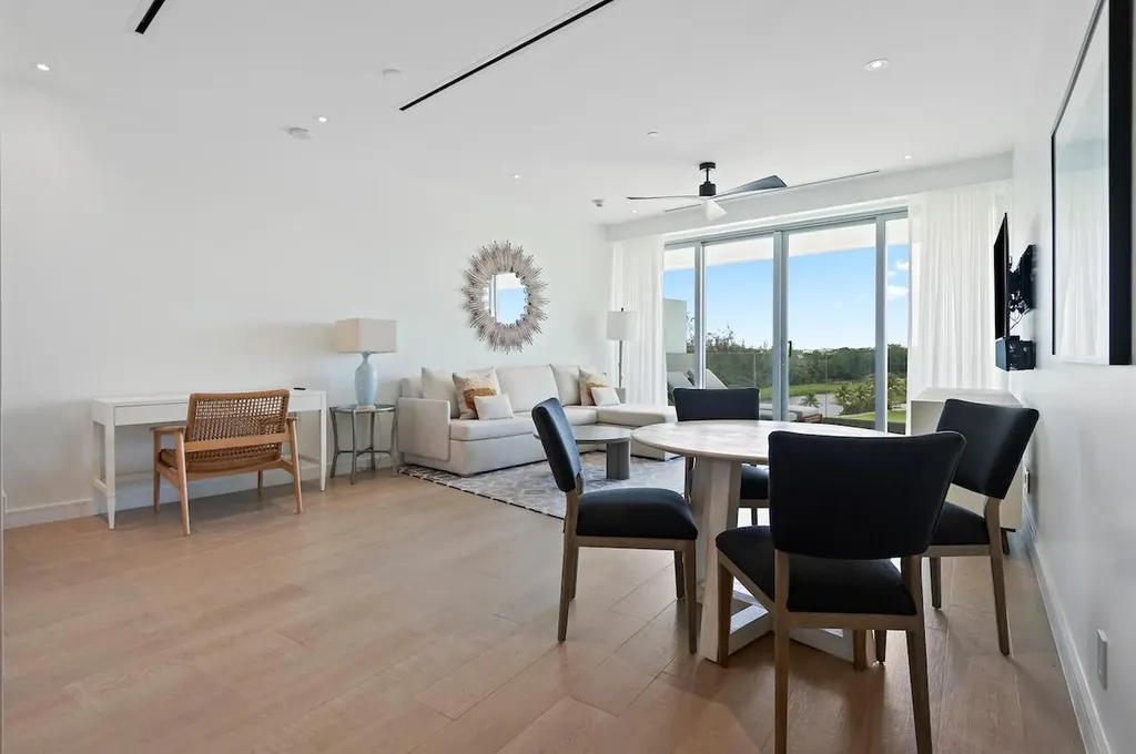 Goldwynn New Providence Paradise Island BS