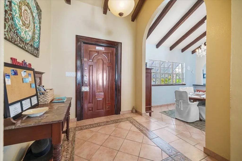 Water's Edge New Providence Paradise Island BS