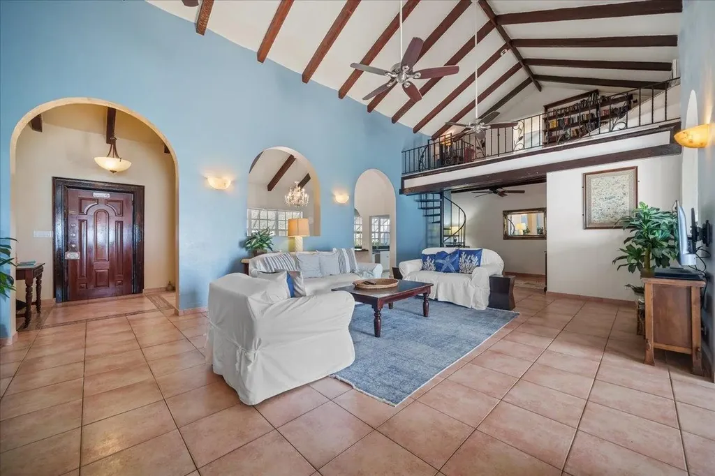 Water's Edge New Providence Paradise Island BS