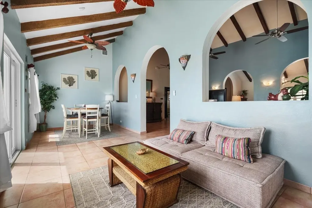 Water's Edge New Providence Paradise Island BS