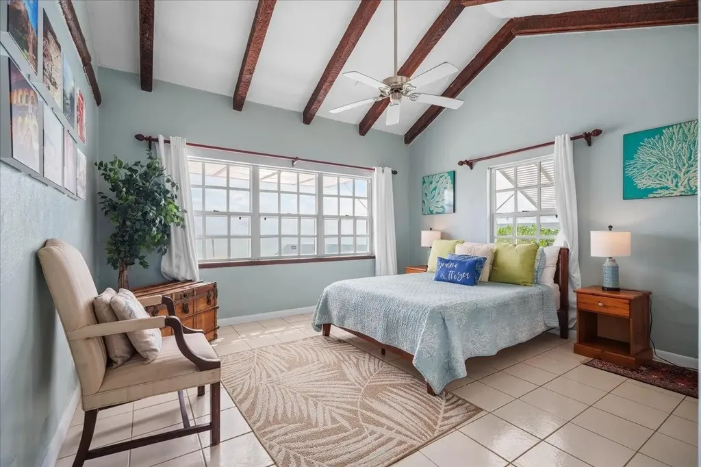 Water's Edge New Providence Paradise Island BS