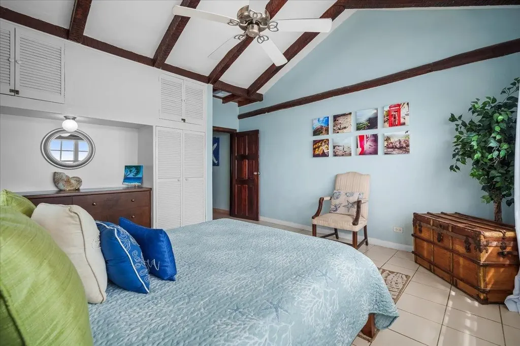 Water's Edge New Providence Paradise Island BS