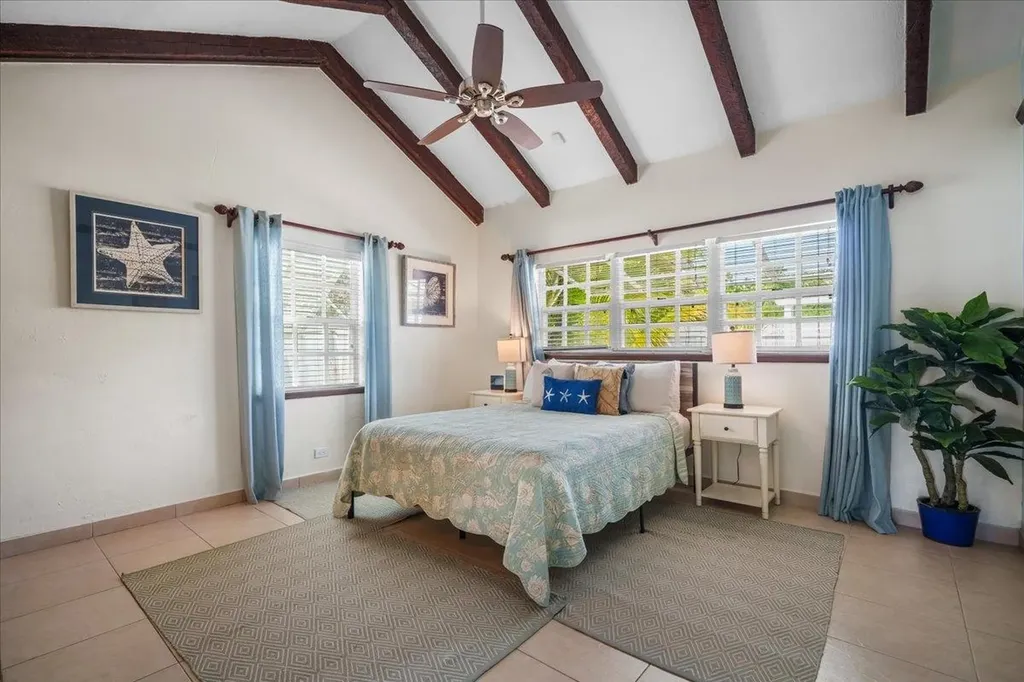 Water's Edge New Providence Paradise Island BS